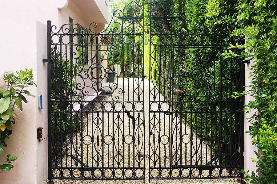 Driveway Gates — Old Town Iron Shop, piece 8